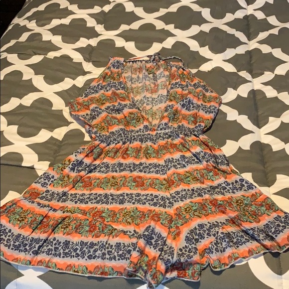 🌸Floral romper🌸 - Picture 4 of 5